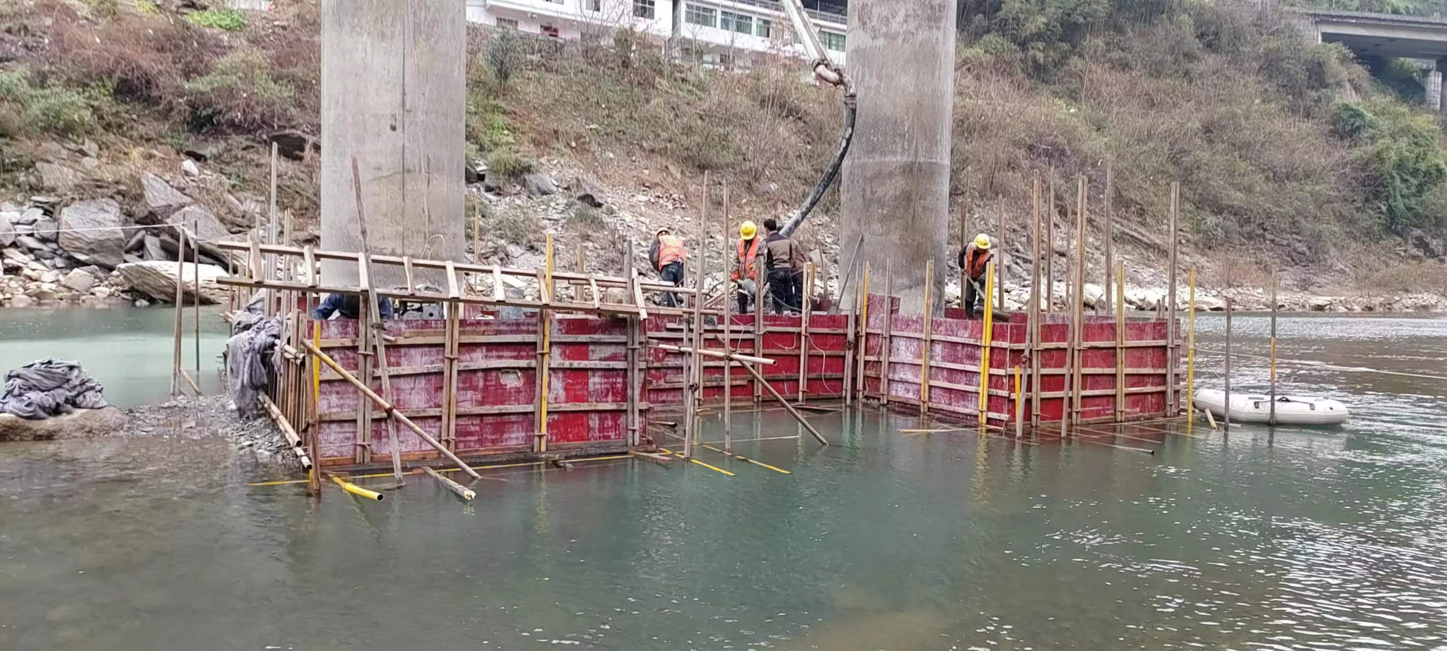 商洛水利工程施工中堤坝渗漏原因以及防渗加固技术